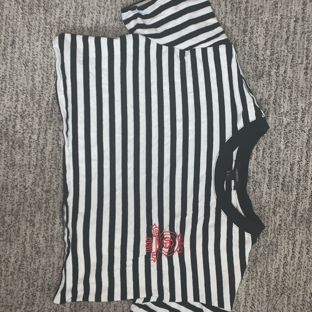 Stripped Cropped Shirt